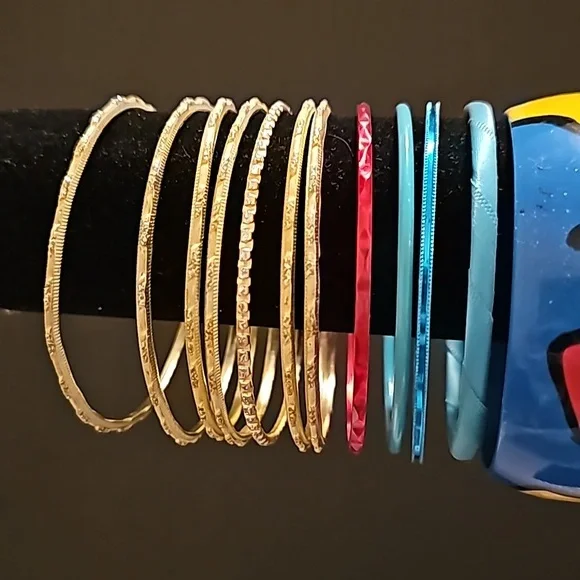 Lot of 21 Assorted Bangles - 7.5" inner circumference - Picture 2 of 5